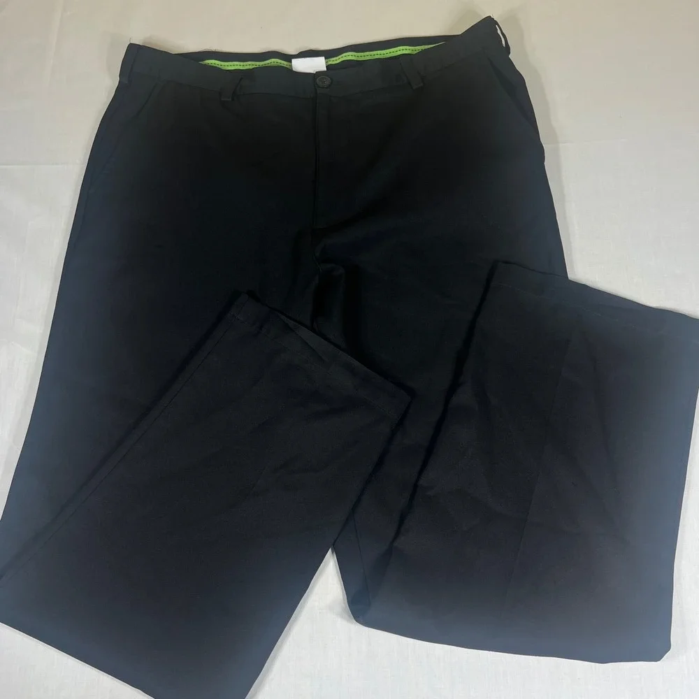 IZOD Golf Mens Black Flat Front Performance Pants 36x32 Gripper Waistband